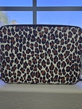 kate spade Leopard Print Zip Pouch in Brown, Black & White